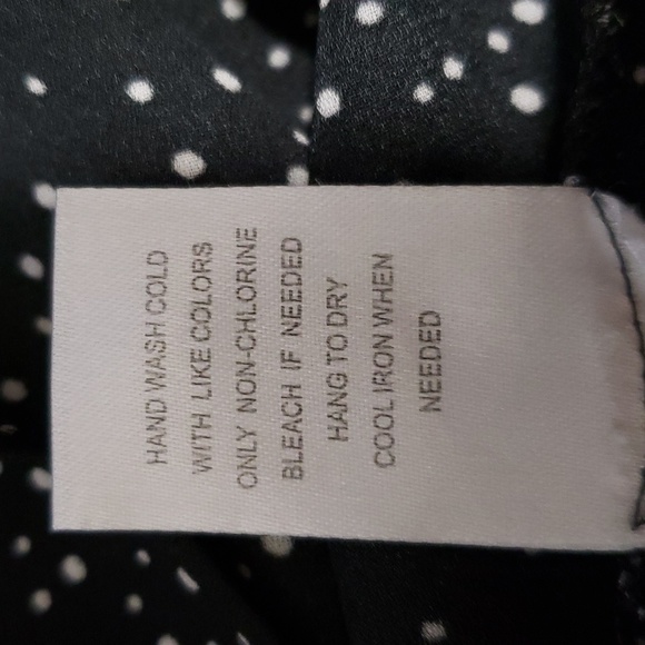 Dr2 sleeveless blouse - Picture 13 of 13